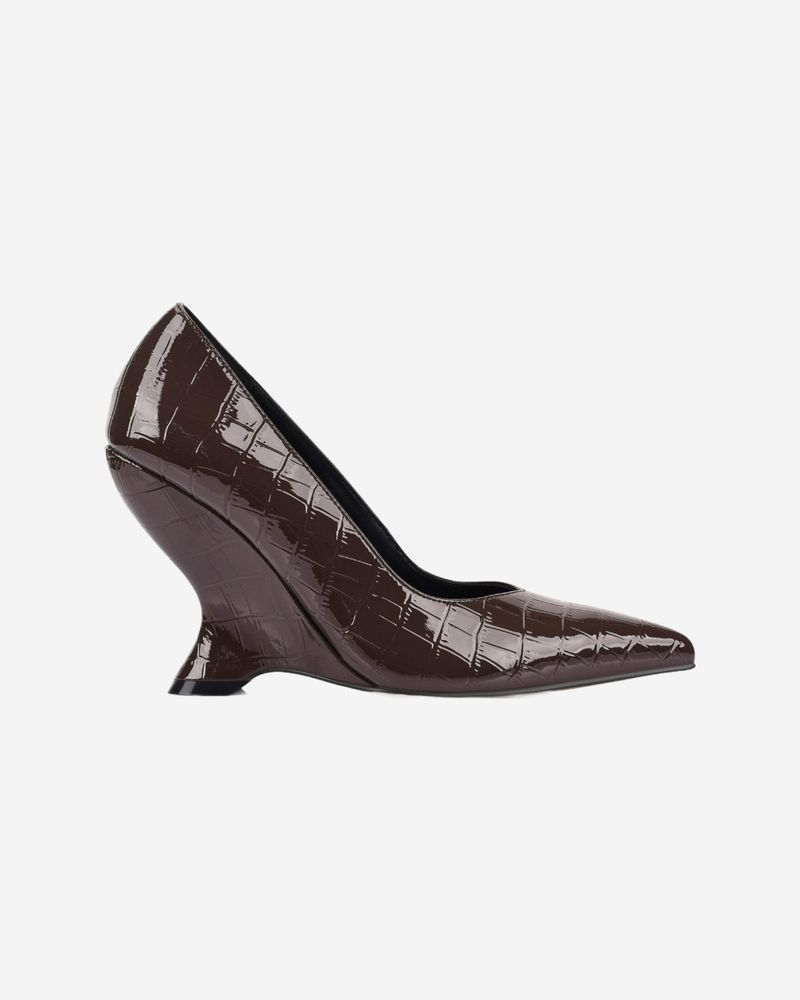 Lana Wilkinson Molly Pump Espresso Croc-Embossed Leather